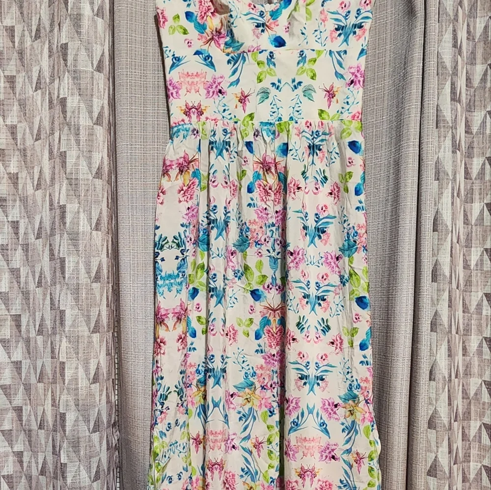 Beautiful long strap Silk dress NWOT - Picture 2 of 14